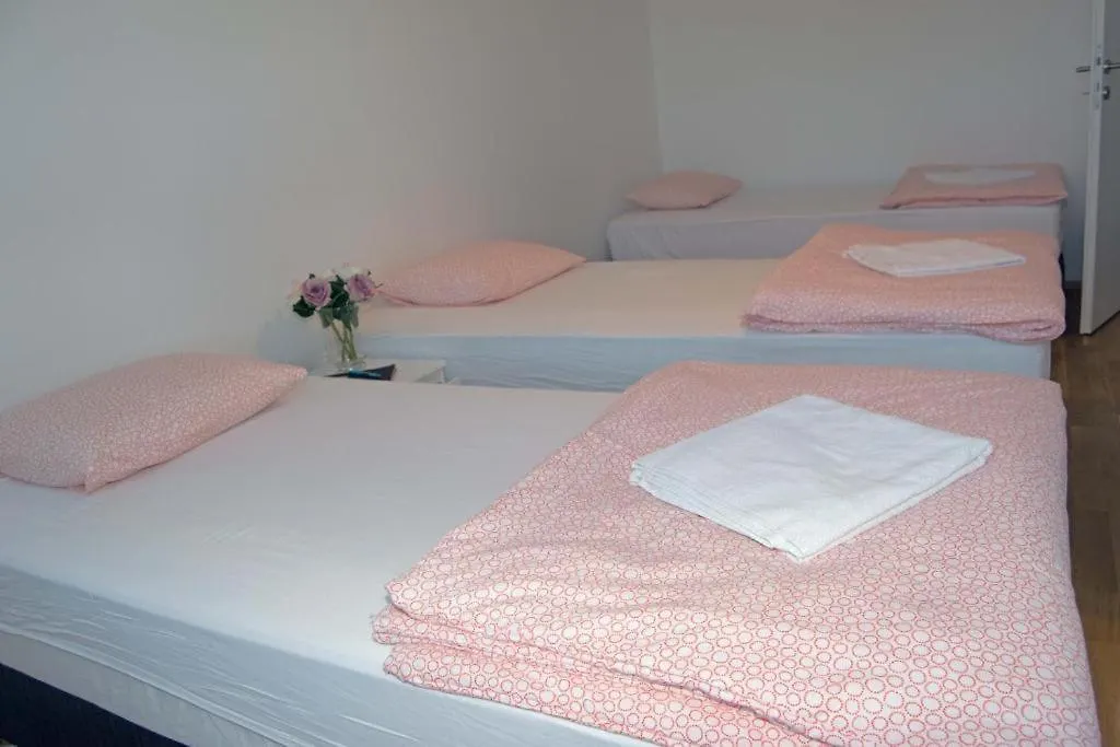 Betariel'Com Hauptbahnhof Apartment Vienna 0*,