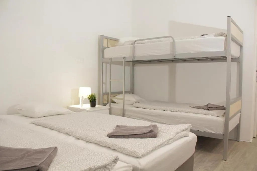 Betariel'Com Hauptbahnhof Apartment Vienna 0*,