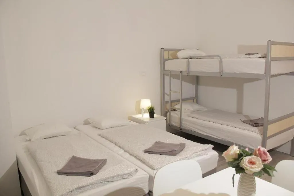Betariel'Com Hauptbahnhof Apartment Vienna Austria